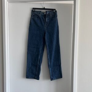 Everlane Women's Straight Leg Jeans in Dark Blue